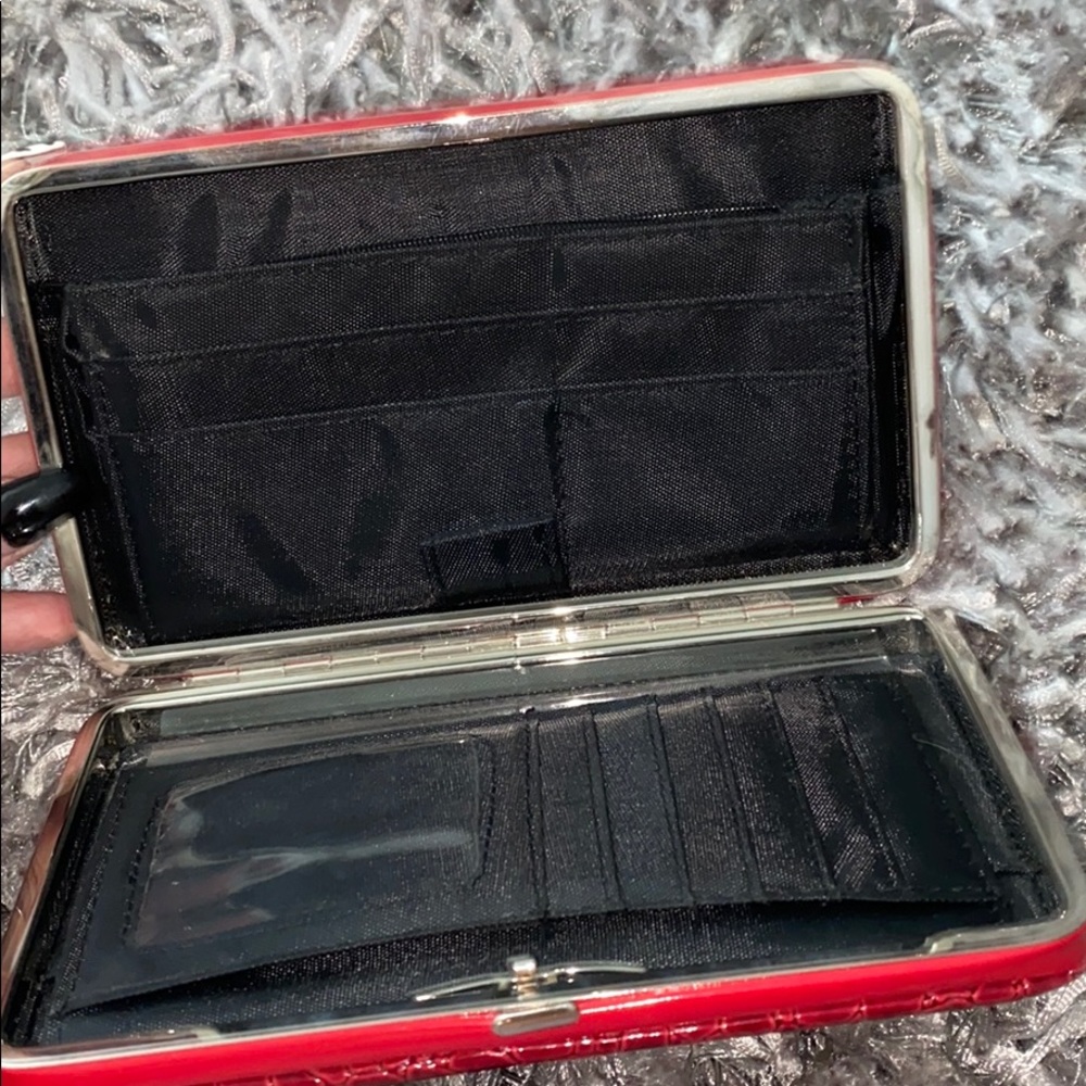 wallet - Picture 2 of 5